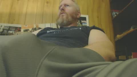 Snapshot of redhead4fun chatting on 16, 6, 2026 theredhead4fun online show from 16, 6, 2026