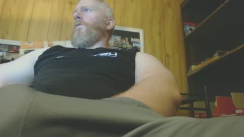 Snapshot of redhead4fun chatting on 18, 6, 2026 theredhead4fun online show from 18, 6, 2026