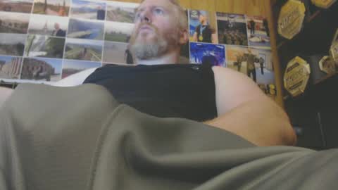 Snapshot of redhead4fun chatting on 26, 6, 2026 theredhead4fun online show from 26, 6, 2026