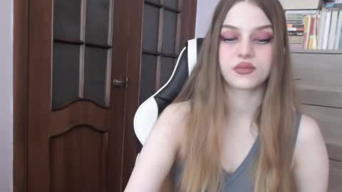 Lily online show from 15, 10, 2025