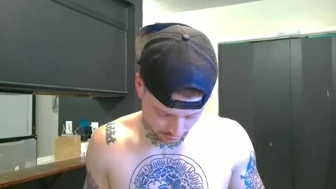 Snapshot of redinthebed chatting on 24, 4, 2026 InkedGinger online show from 24, 4, 2026