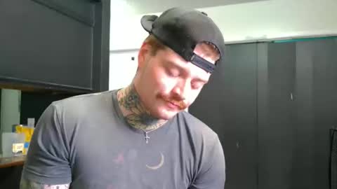 Snapshot of redinthebed chatting on 15, 5, 2026 InkedGinger online show from 15, 5, 2026