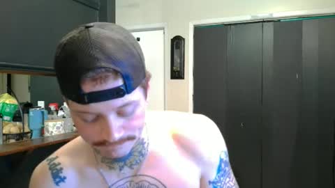 Snapshot of redinthebed chatting on 19, 5, 2026 InkedGinger online show from 19, 5, 2026
