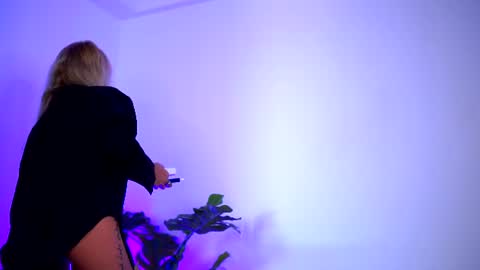 Snapshot of redlaraa chatting on 14, 6, 2026 Lara online show from 14, 6, 2026