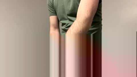 Snapshot of redman8551 chatting on 7, 1, 2025 redman8551 online show from 7, 1, 2025