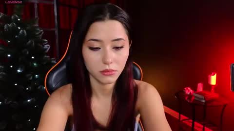 Snapshot of redmidnight_ chatting on 3, 12, 2025 Kiara online show from 3, 12, 2025