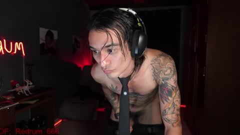 Red online show from 8, 4, 2026