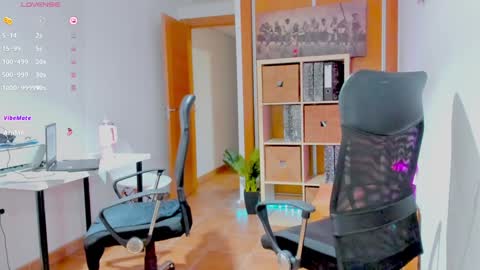 Snapshot of redskyxxx_ chatting on 10, 12, 2024 Sofia online show from 10, 12, 2024
