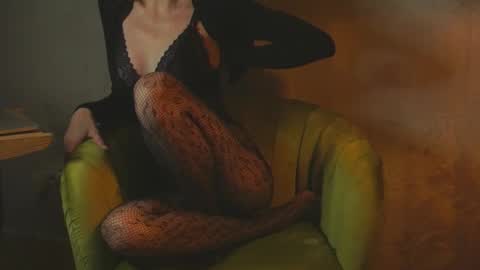 Red online show from 4, 10, 2025