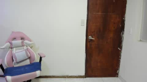   online show from 8, 3, 2025