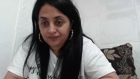 Snapshot of reeapassion chatting on 28, 4, 2026 Reea online show from 28, 4, 2026