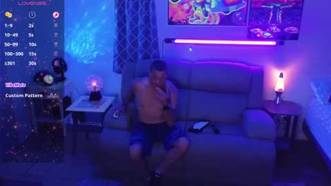 Snapshot of reel_feels_cpl chatting on 4, 12, 2024 Reel Feels Cpl online show from 4, 12, 2024