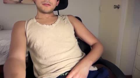 Snapshot of regularboy20 chatting on 30, 10, 2025 regularboy20 online show from 30, 10, 2025