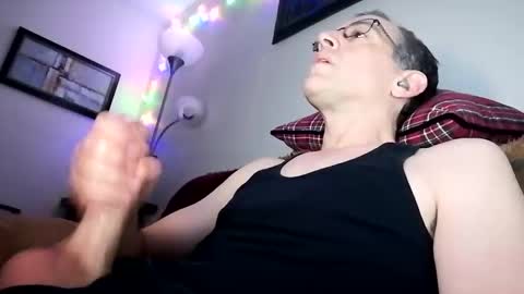 Snapshot of regularguy20 chatting on 23, 10, 2025 regularguy20 online show from 23, 10, 2025