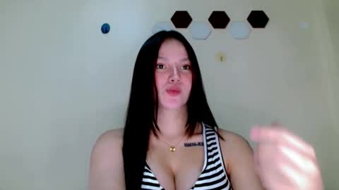 Snapshot of reignxxxx chatting on 5, 6, 2026 Rei online show from 5, 6, 2026