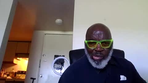 Snapshot of reikoveino chatting on 3, 6, 2026 reikoveino online show from 3, 6, 2026