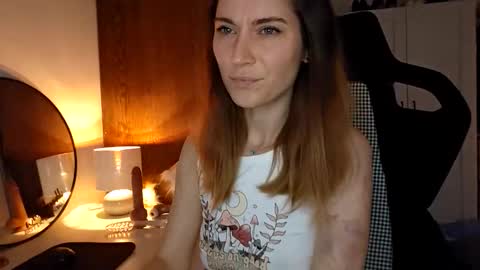 Snapshot of reileyfoxx chatting on 2, 6, 2026 Reiley online show from 2, 6, 2026