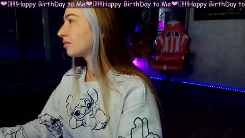 Snapshot of reina_cummings chatting on 14, 1, 2026 reina cummings online show from 14, 1, 2026