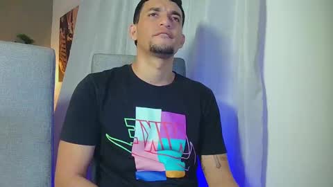 Snapshot of reina_paola chatting on 9, 2, 2025 paola online show from 9, 2, 2025