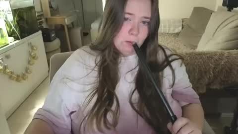 Ann OF - remirann21 online show from 5, 1, 2026