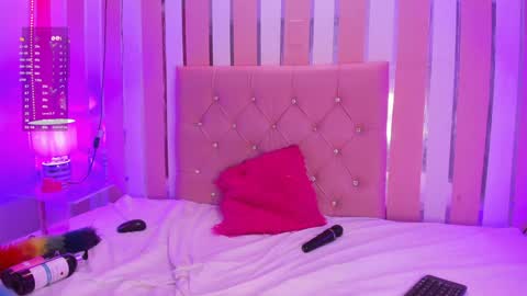 Snapshot of renata_model chatting on 10, 1, 2025 Renata online show from 10, 1, 2025