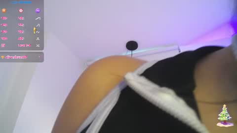 Snapshot of renata_russo chatting on 9, 7, 2026 online show from 9, 7, 2026
