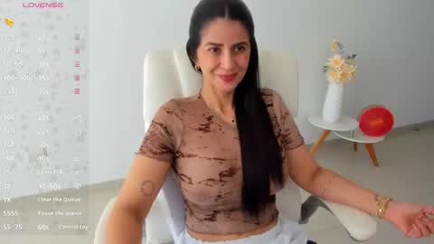 RENATA online show from 21, 10, 2025