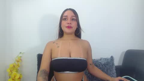 renatabrownn28 online show from 14, 3, 2026