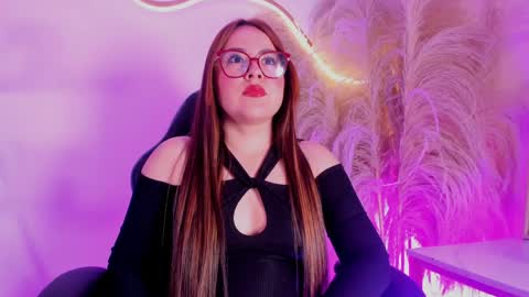 Snapshot of renatajoness1 chatting on 3, 4, 2026 Renata online show from 3, 4, 2026