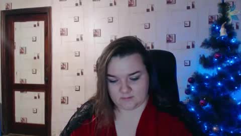 renataoia online show from 5, 1, 2025