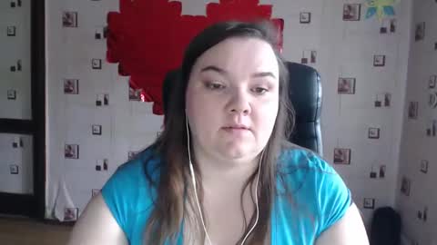 renataoia online show from 3, 3, 2025