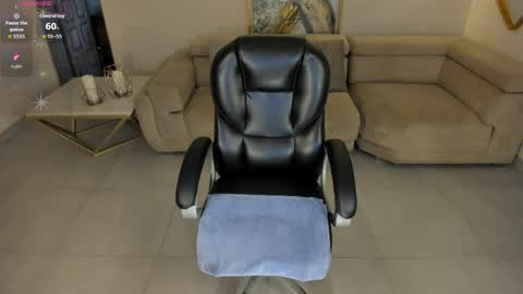 Renata Reyes online show from 2, 4, 2026