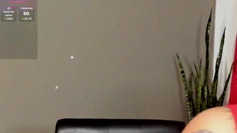Snapshot of renatawilsom chatting on 7, 2, 2025 renatawilsom online show from 7, 2, 2025