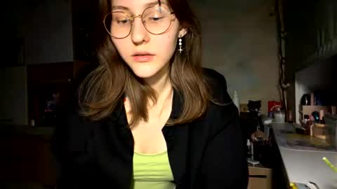 Snapshot of renayreisdorf chatting on 14, 2, 2026 Mia online show from 14, 2, 2026