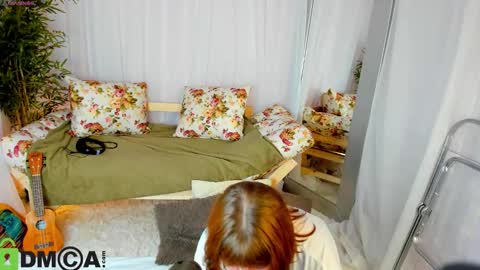 Snapshot of rene_shine chatting on 18, 10, 2025 rene_shine online show from 18, 10, 2025