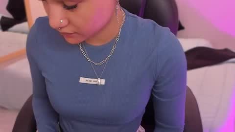 Renee Shelby online show from 8, 4, 2026