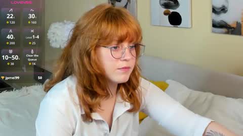 Snapshot of reneefoxy_ chatting on 19, 7, 2026 reneefoxy_ online show from 19, 7, 2026
