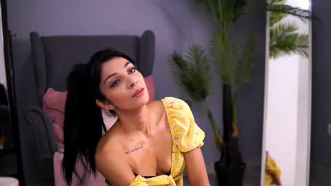 Rena online show from 7, 11, 2025