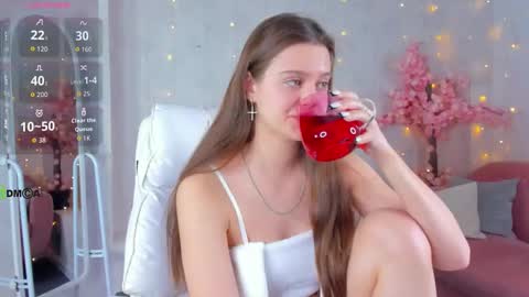 Renesmy online show from 5, 2, 2026