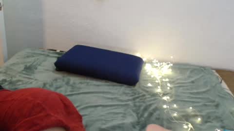 Snapshot of reni_tendress chatting on 24, 2, 2025 reni_tendress online show from 24, 2, 2025