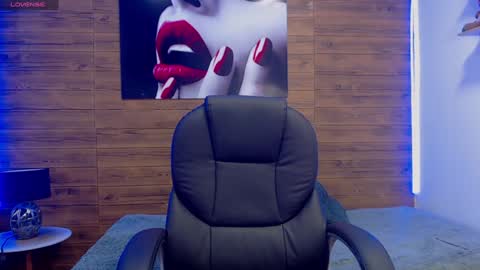 R E N E  online show from 22, 1, 2025