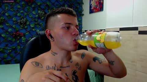 R E N E  online show from 13, 2, 2025