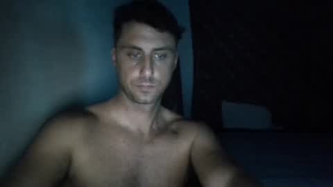 Snapshot of renud chatting on 17, 9, 2025 renud online show from 17, 9, 2025