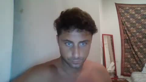 Snapshot of renud chatting on 30, 9, 2025 renud online show from 30, 9, 2025