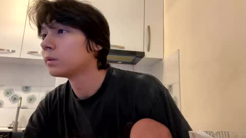 Snapshot of respirra chatting on 28, 10, 2025 Aiqo online show from 28, 10, 2025