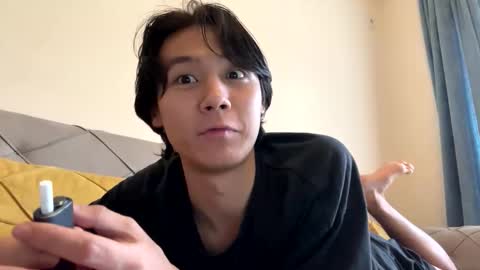 Snapshot of respirra chatting on 5, 11, 2025 Aiqo online show from 5, 11, 2025