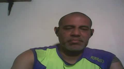 Snapshot of retlam37 chatting on 9, 10, 2025 Walter online show from 9, 10, 2025