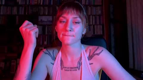 Snapshot of retromarie chatting on 23, 6, 2026 Rie online show from 23, 6, 2026
