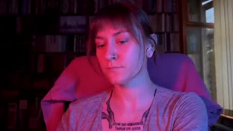 Snapshot of retromarie chatting on 25, 6, 2026 Rie online show from 25, 6, 2026