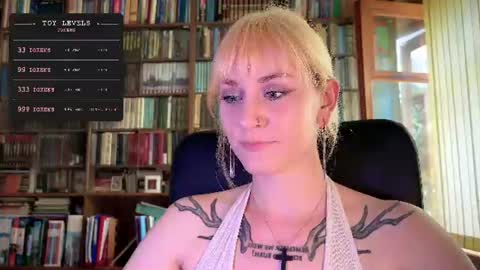 Snapshot of retromarie chatting on 12, 7, 2026 Rie online show from 12, 7, 2026
